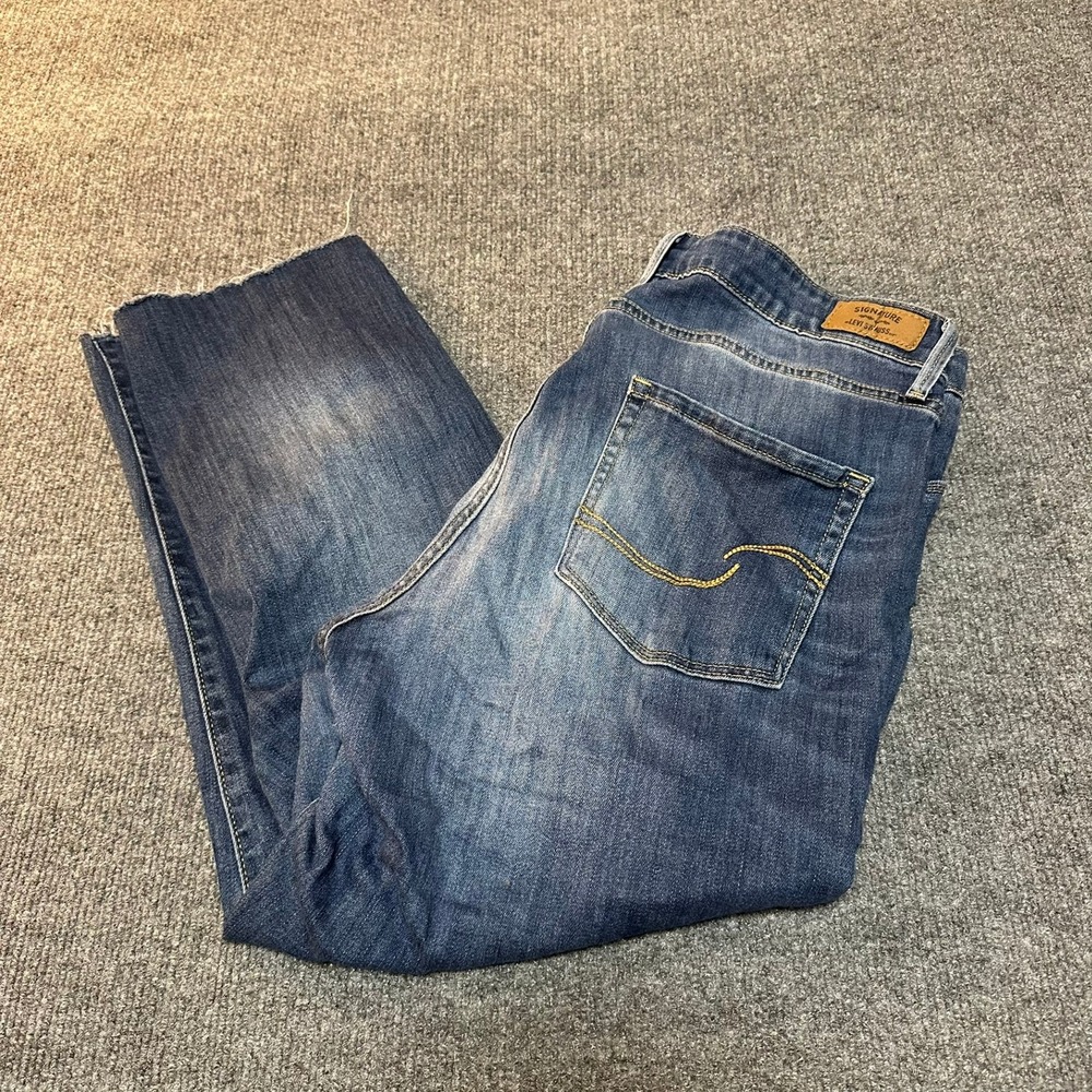 Signature by Levi Strauss High Rise Slim Crop Jeans Blue Distressed 14W32
